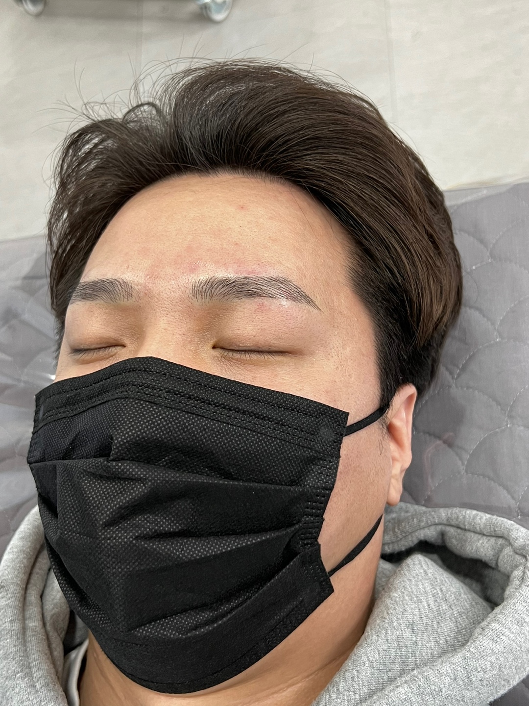 안녕하세요 반영구 남성모델 모집합니다 선착순 1분!!