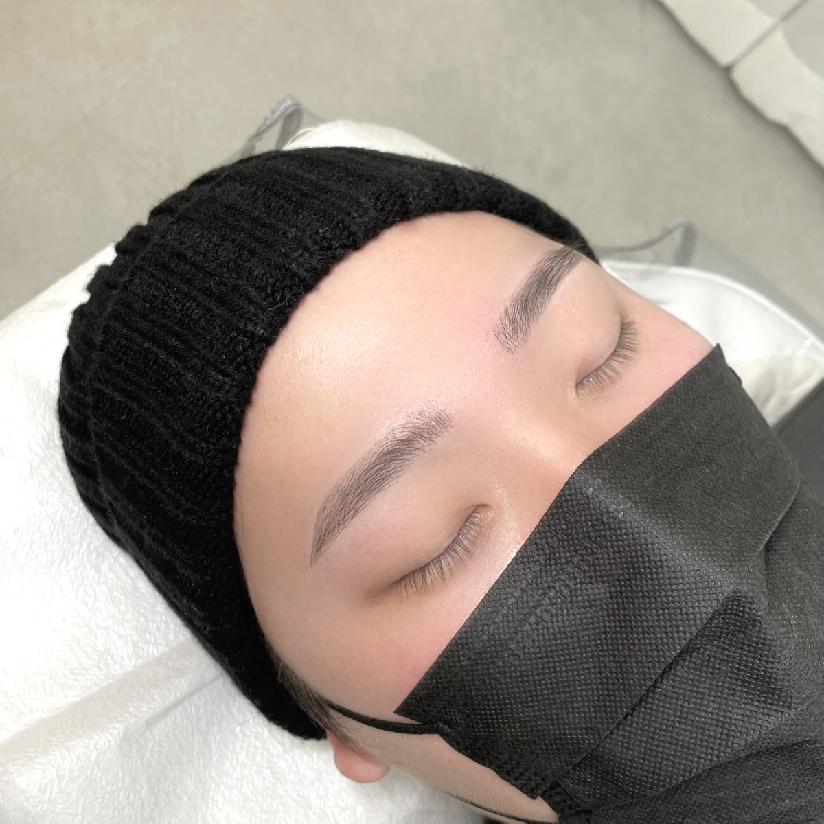 반영구 모델 구해요~