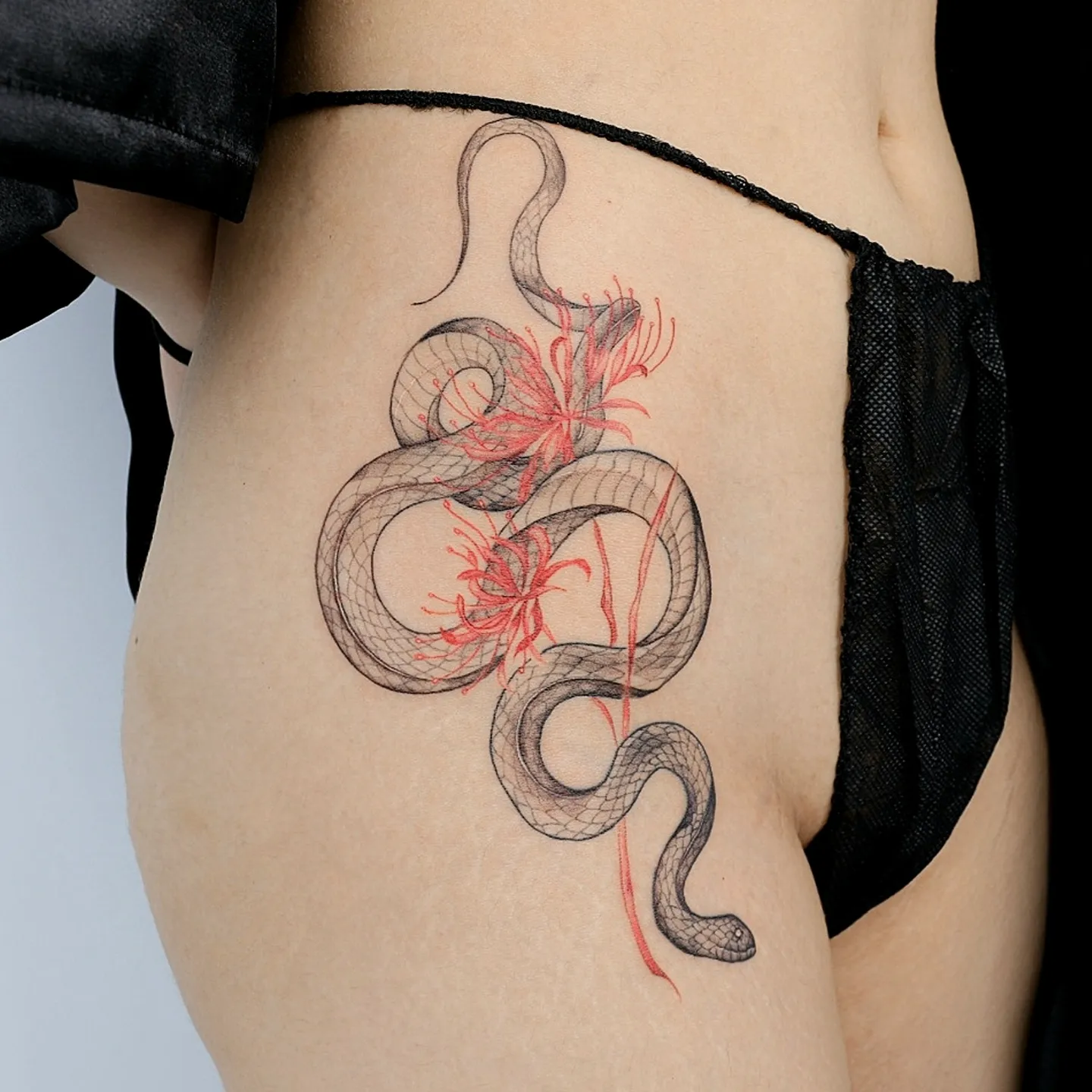 꽃타투, 홍대타투, 서울타투, 장미타투 flowertattoo, hongdaetattoo, seoultattoo, rosetattoo