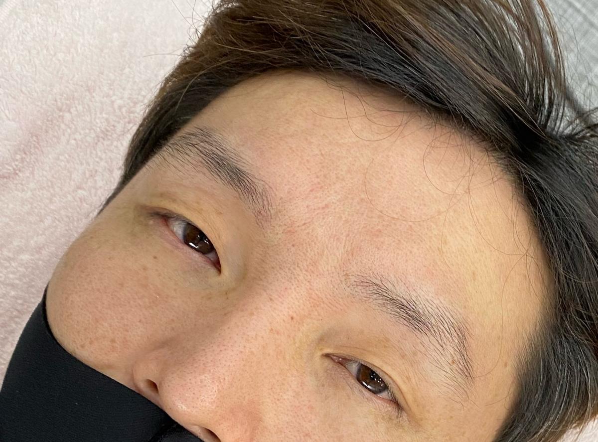 반영구여자모델구합니다